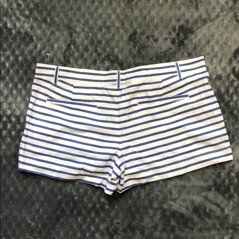 Gap cotton striped shorts